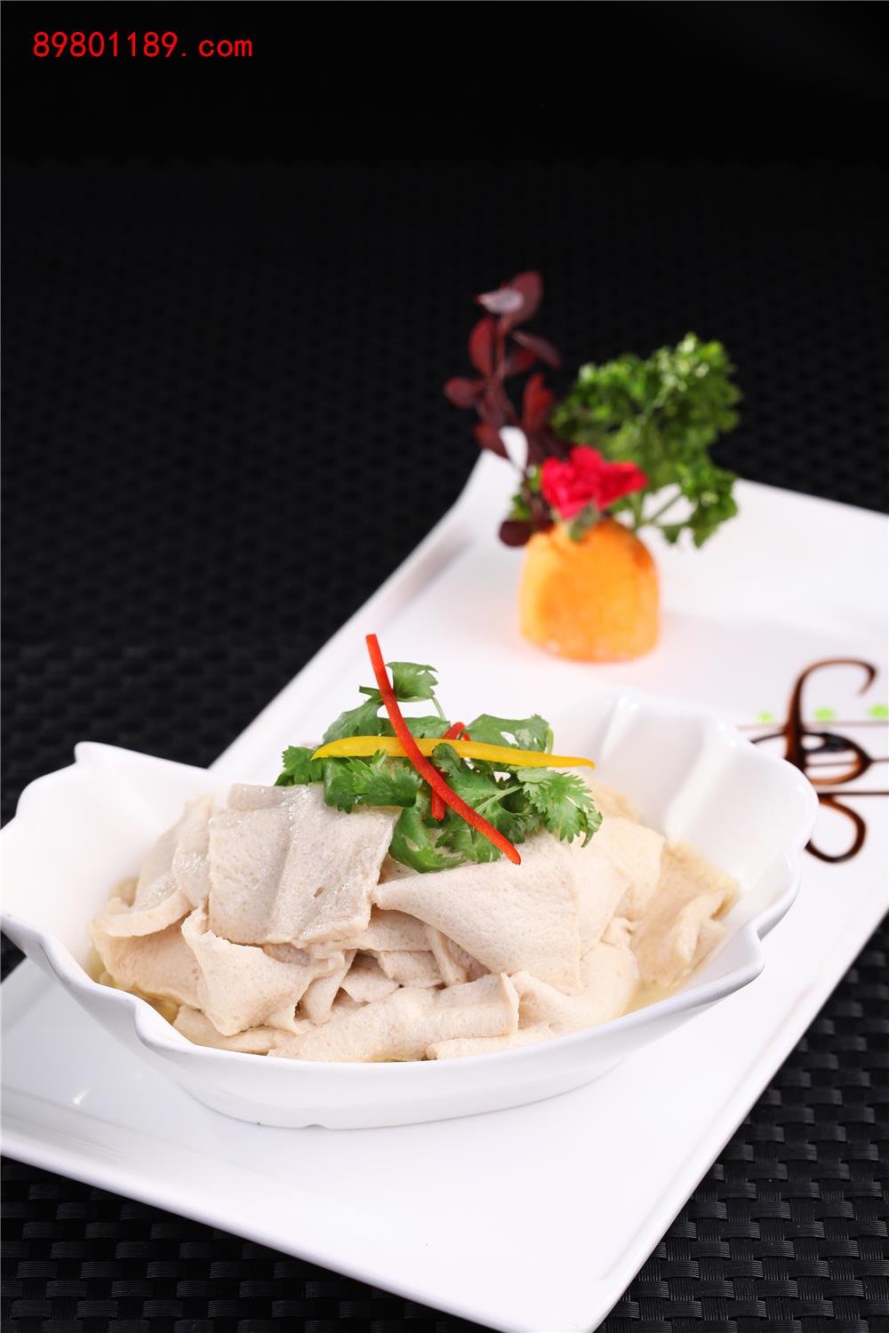 叶豆腐